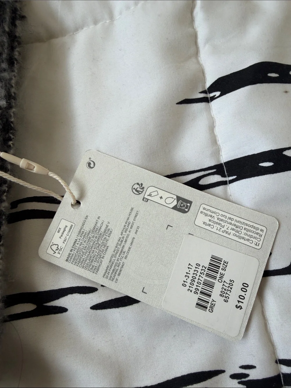 Primark Two-Tone Beige and Gray Fringe Scarf